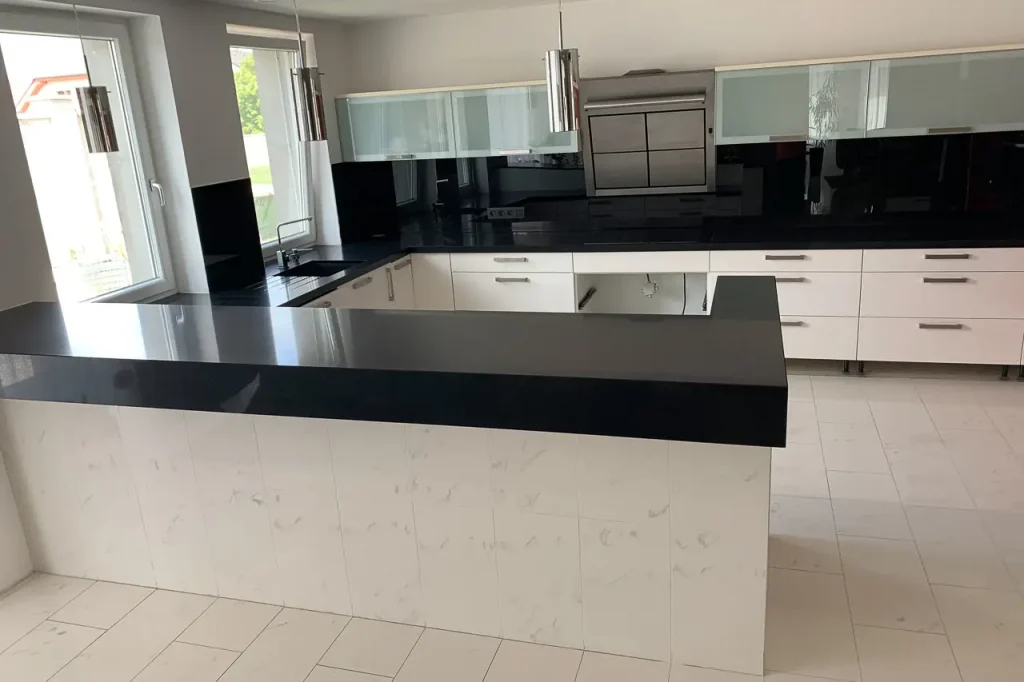 Technistone Gobi Black